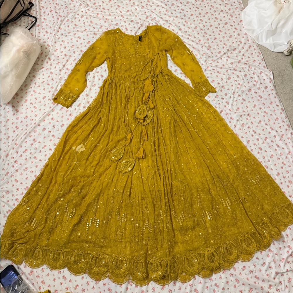 Charizma mustard colored long suit